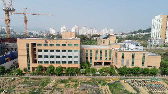 교육원 국립 특수 세무대학